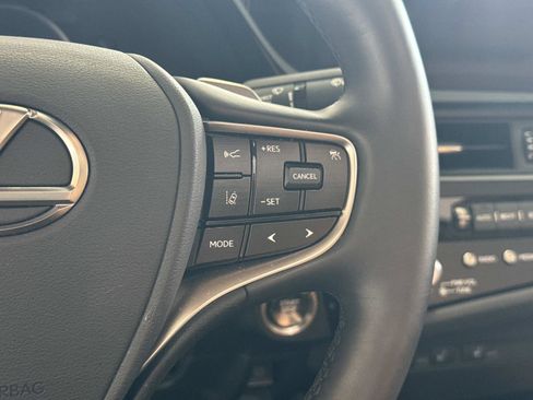 Certified 2025 Lexus ES 350 w/ Premium Package image 28