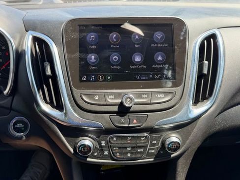 Used 2022 Chevrolet Equinox LT image 23