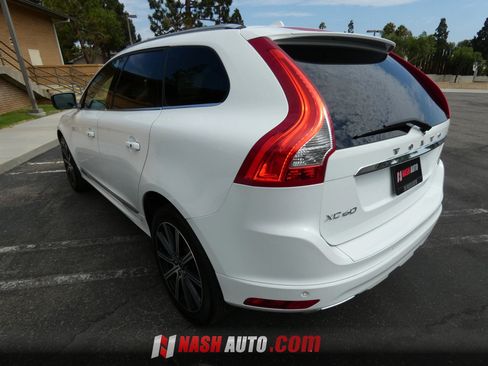 Used 2017 Volvo XC60 T5 Inscription w/ Preferred Option Package FWD image 13
