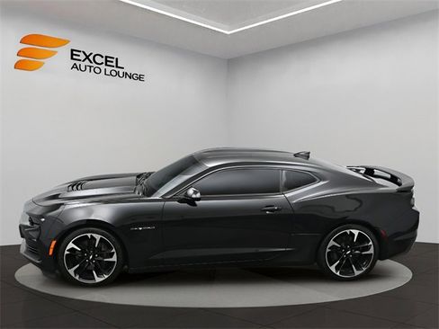 Used 2019 Chevrolet Camaro SS image 45