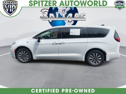 Used 2024 Chrysler Pacifica Limited FWD image 6