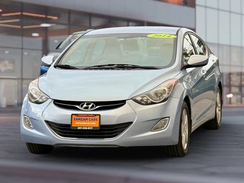 Used 2013 Hyundai Elantra GLS w/ Preferred Pkg FWD image 2