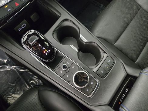 Used 2024 Cadillac XT4 Sport image 21