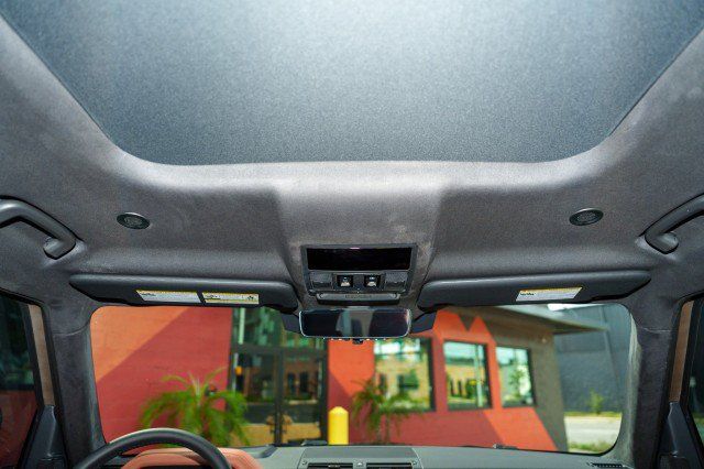 Used 2026 Land Rover Defender 110 OCTA AWD/4WD image 14