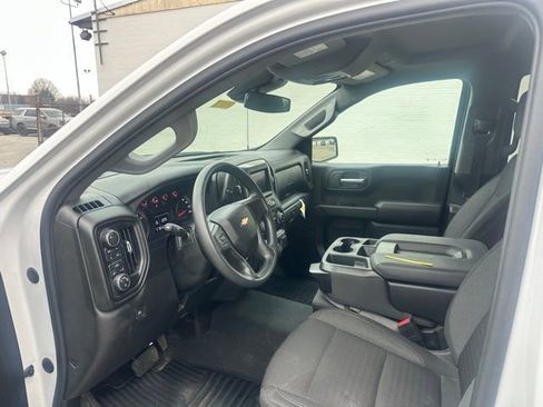 Used 2023 Chevrolet Silverado 1500 Custom image 11