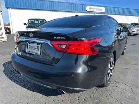 Used 2018 Nissan Maxima Platinum image 3