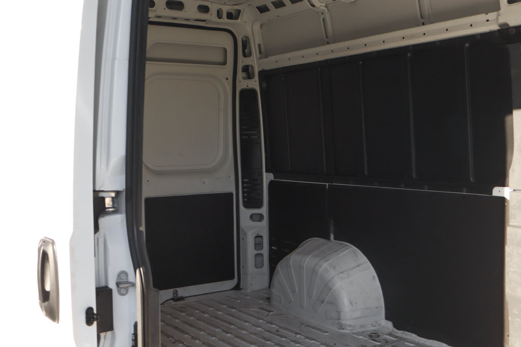Used 2025 RAM ProMaster 2500 w/ Convenience Group FWD image 13