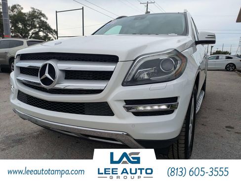 Used 2015 Mercedes-Benz GL 320 BlueTEC 4MATIC w/ Premium I Package image 7