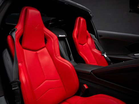 Used 2024 Chevrolet Corvette Z06 RWD image 65