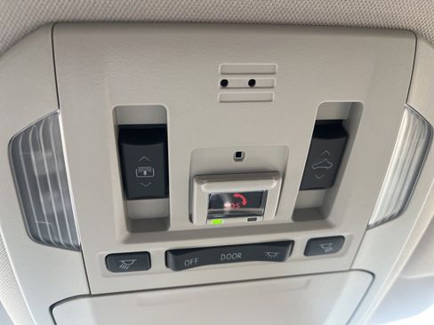 Used 2023 Toyota Highlander Platinum image 20