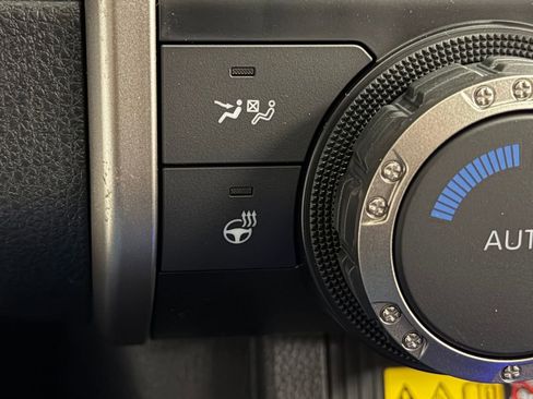 New 2026 Toyota 4Runner SR5 image 24