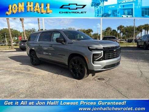 New 2026 Chevrolet Suburban High Country AWD/4WD image 1