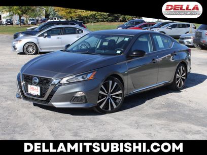 Used 2022 Nissan Altima 2.5 SR