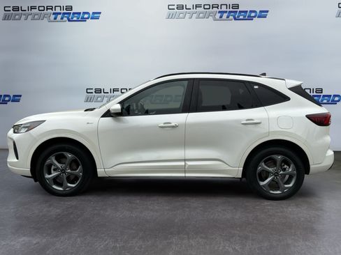 Used 2024 Ford Escape ST-Line Select AWD/4WD image 8