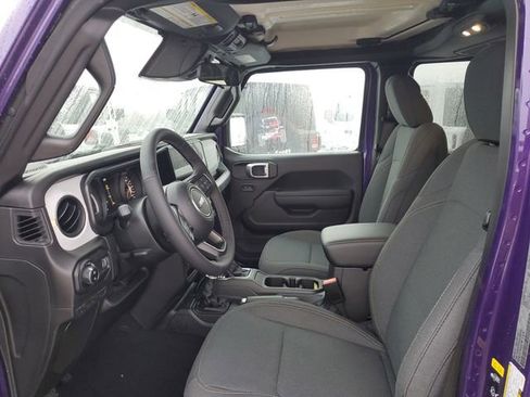 New 2026 Jeep Gladiator Sport image 8