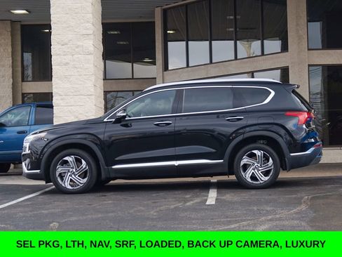 Used 2023 Hyundai Santa Fe SEL w/ Premium Package image 5