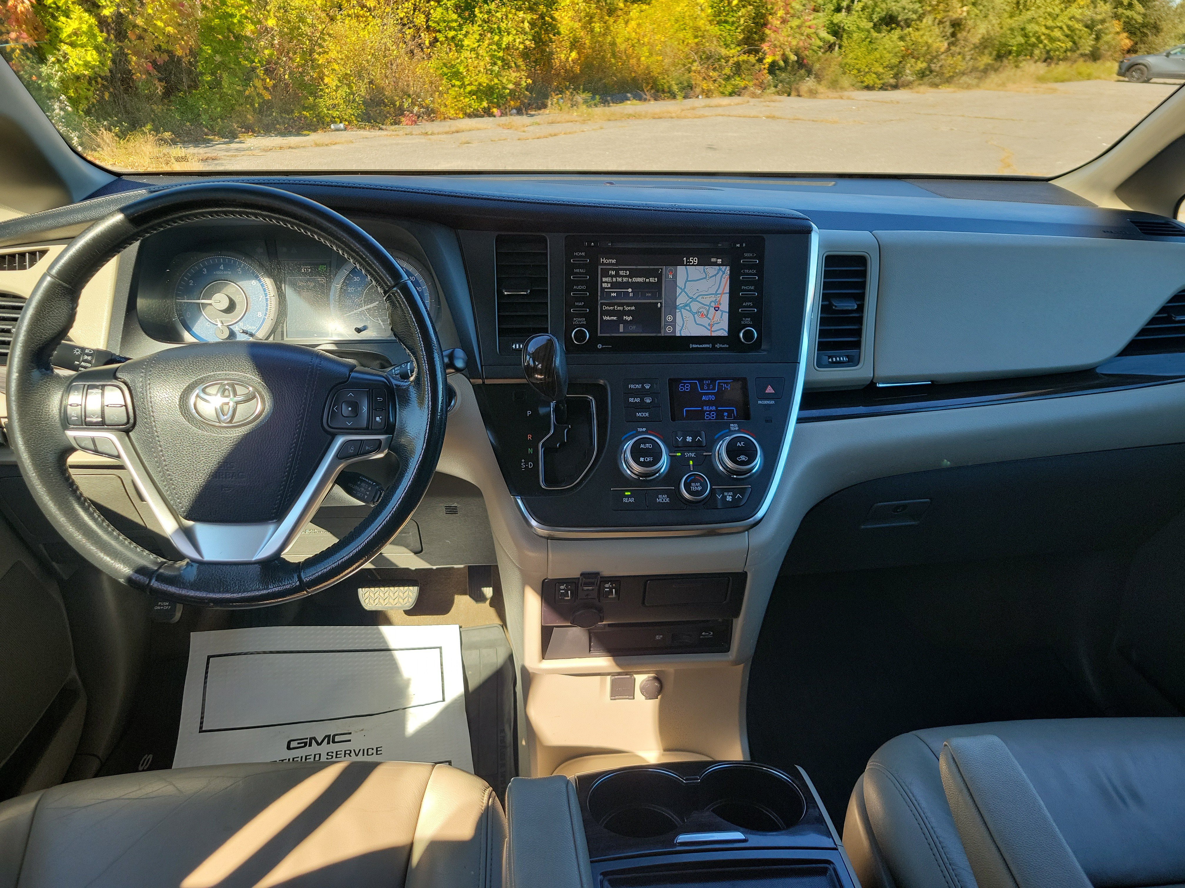 Used 2019 Toyota Sienna XLE Premium w/ Carpet Mat Package AWD/4WD image 18