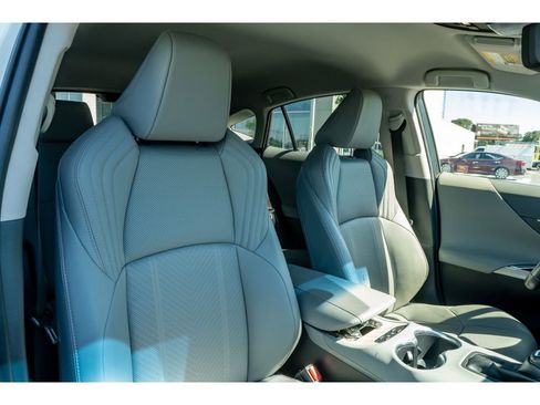 Used 2021 Toyota Venza Limited w/ Advanced Technology Package AWD/4WD image 19