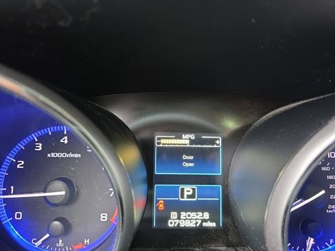 Used 2018 Subaru Outback 2.5i Premium AWD/4WD image 16