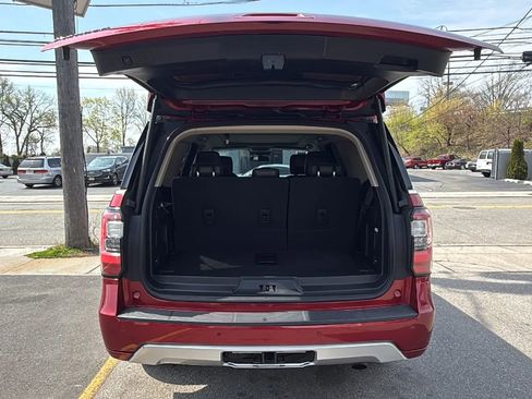 Used 2018 Ford Expedition Platinum image 26