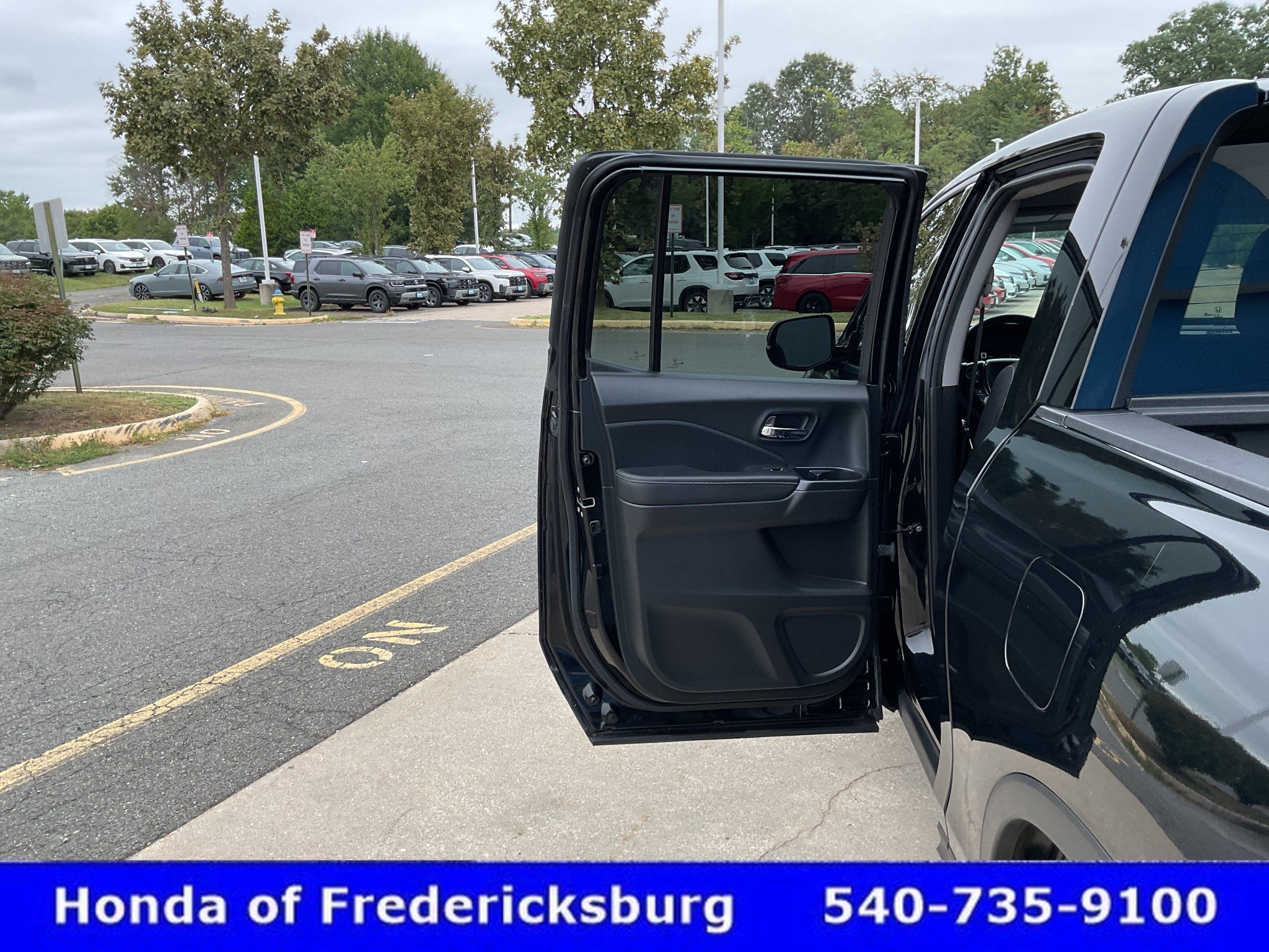 Certified 2023 Honda Ridgeline Sport image 16