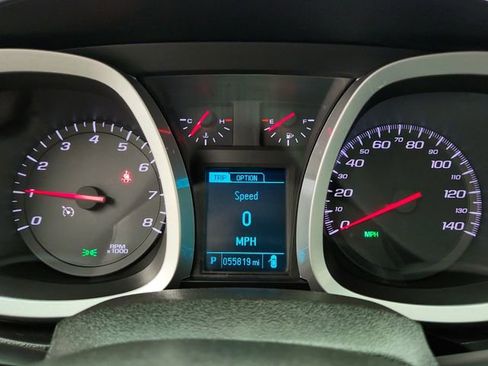 Used 2017 Chevrolet Equinox LT w/ Convenience Package image 11