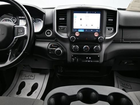 Used 2024 RAM 2500 Big Horn AWD/4WD image 15