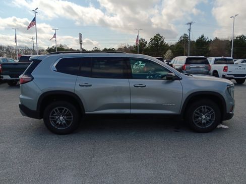 Used 2025 GMC Acadia Elevation image 7