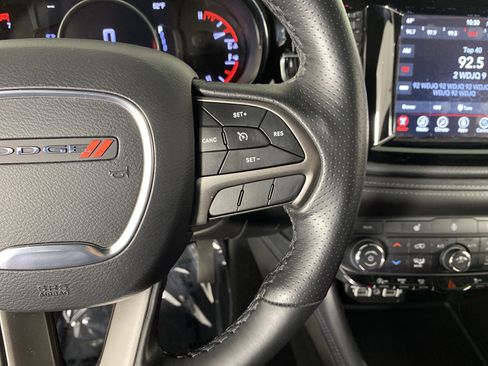 Used 2023 Dodge Durango SXT w/ SXT Blacktop Group AWD/4WD image 23