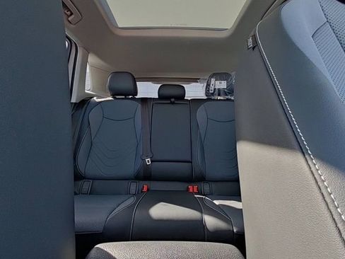 New 2026 Volkswagen Tiguan SE image 27