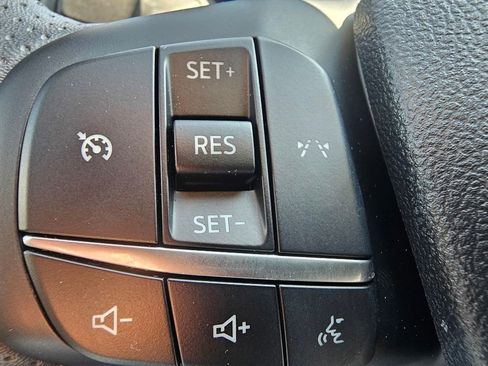 Used 2024 Ford Escape ST-Line FWD image 20