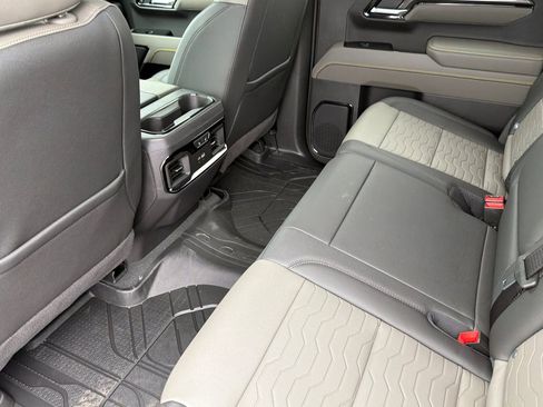 Used 2026 Chevrolet Silverado 1500 ZR2 image 12