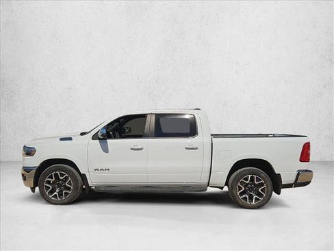 Used 2025 RAM 1500 Laramie AWD/4WD image 8