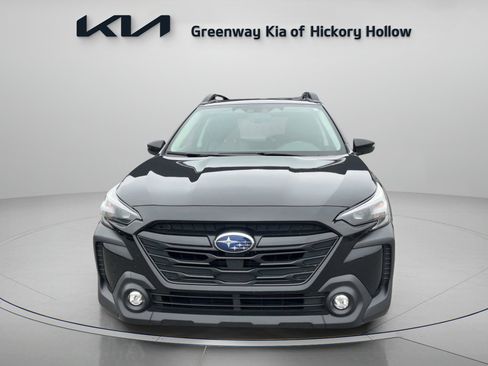 Used 2024 Subaru Outback Onyx Edition image 2