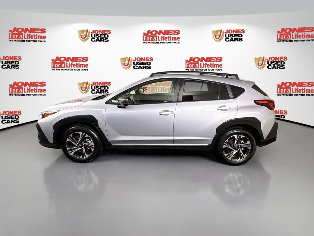 Used 2024 Subaru Crosstrek 2.0i Premium w/ Crosstrek Mirror Package AWD/4WD image 13
