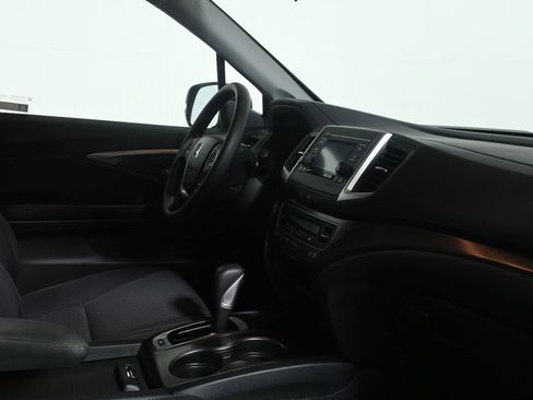 Used 2019 Honda Ridgeline Sport image 31