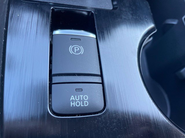 Used 2021 Nissan Rogue SV AWD/4WD image 38