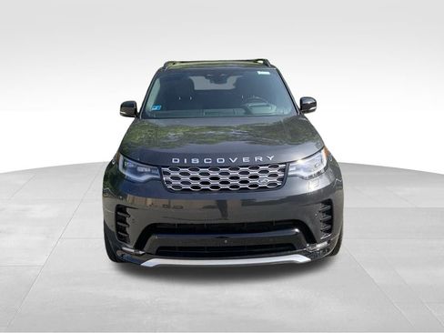 Certified 2024 Land Rover Discovery Metropolitan Edition image 2