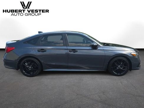 Used 2024 Honda Civic Sport image 5