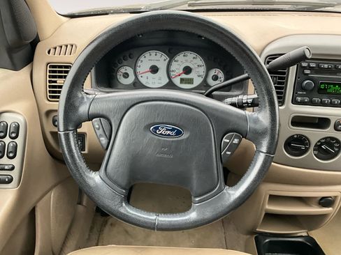 Used 2003 Ford Escape Limited image 13