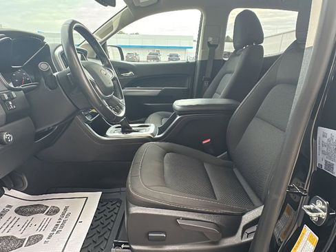 Used 2022 Chevrolet Colorado LT w/ LT Convenience Package image 10