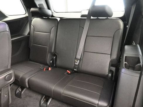 Used 2023 Chevrolet Traverse Premier w/ Redline Edition AWD/4WD image 29