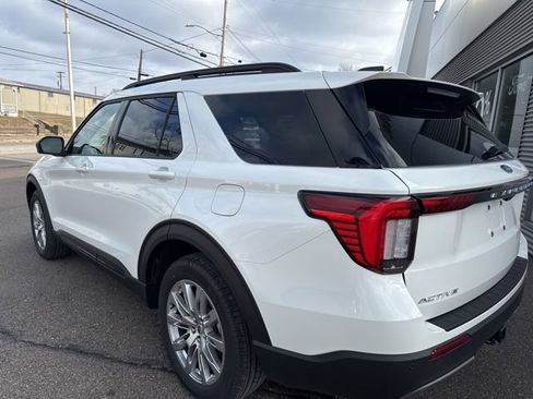 New 2026 Ford Explorer Active w/ Active Comfort Package AWD/4WD image 8