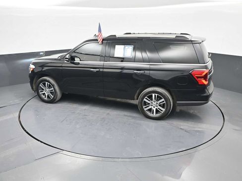 Used 2023 Ford Expedition Limited image 34