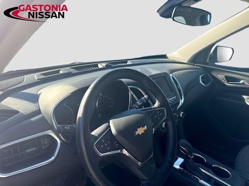 Used 2024 Chevrolet Equinox LT image 11