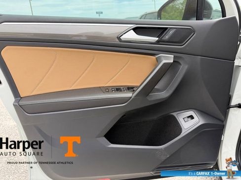 Used 2024 Volkswagen Tiguan SE R-Line image 18