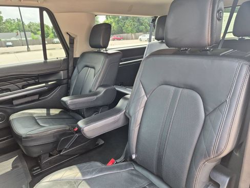 Used 2019 Ford Expedition Max Platinum AWD/4WD image 25