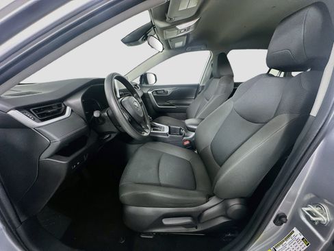 Used 2025 Toyota RAV4 LE FWD image 13