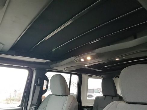 New 2025 Jeep Wrangler Sport S image 20