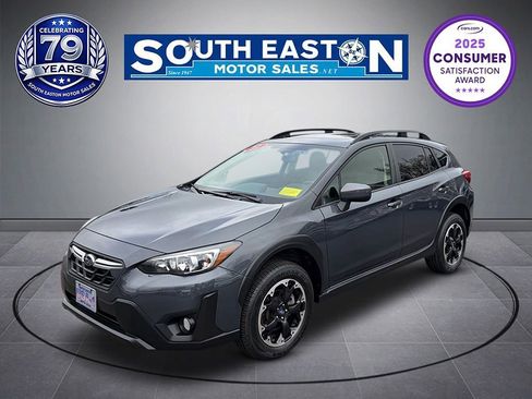 Used 2022 Subaru Crosstrek 2.0i Premium w/ Moonroof Package AWD/4WD image 1